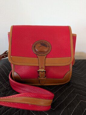 Dooney & Bourke purse